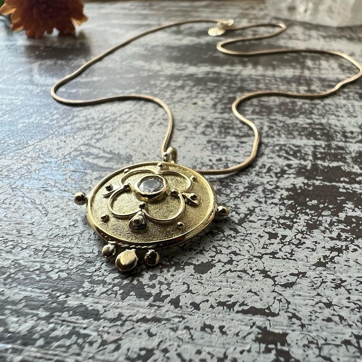 Delicate 18k gold and diamond necklace with rustic charm. Perfect for any woman. Unique and exquisite, ideal for holiday gifting.