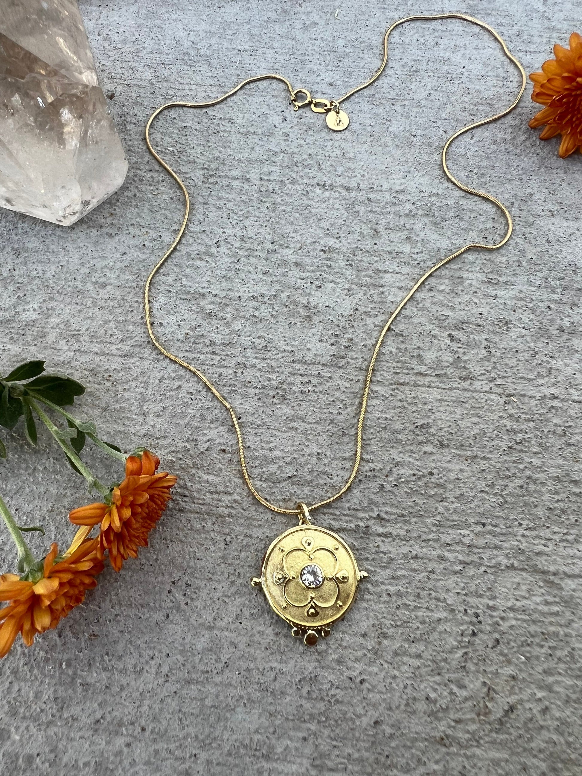 Delicate 18k gold and diamond necklace with rustic charm. Perfect for any woman. Unique and exquisite, ideal for holiday gifting.