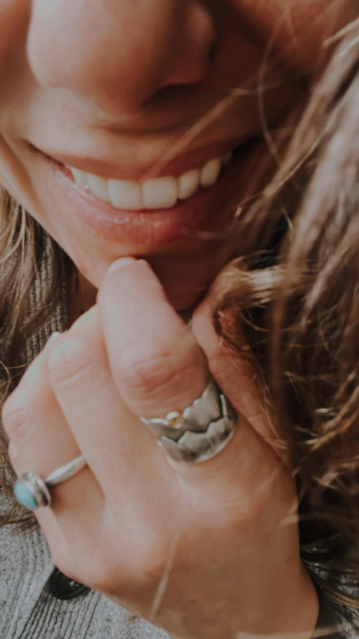 Experience the beauty of the outdoors with our solid sterling silver and 14k gold Mountain ring. Perfect for mountain enthusiasts, this special piece celebrates the adventurous lifestyle.